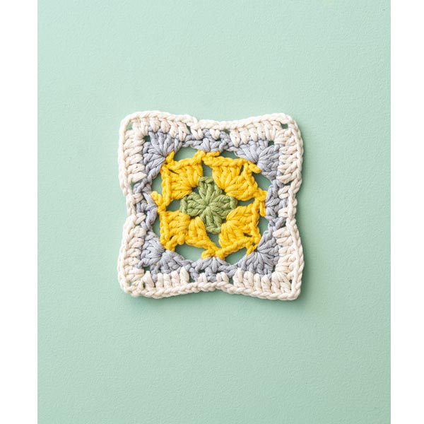 Granny Square Style - c