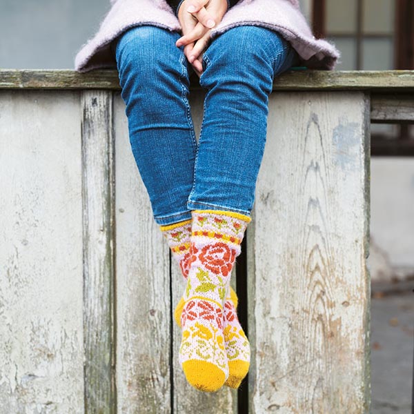Nina's Favorite Mittens and Socks from Around Norway - C