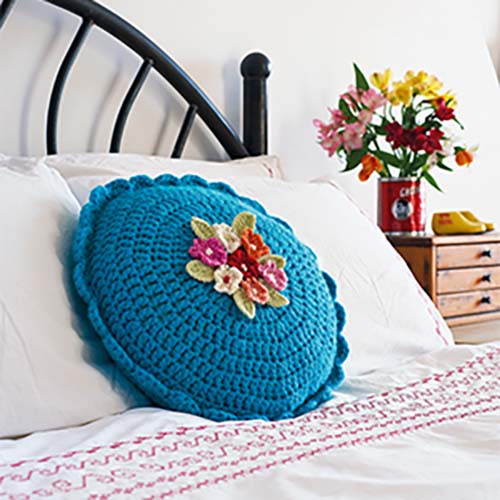 A Beginner's Guide to Crochet - Round Pillow