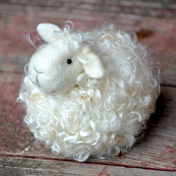 Bear Creek Felting Kit - Sheep
