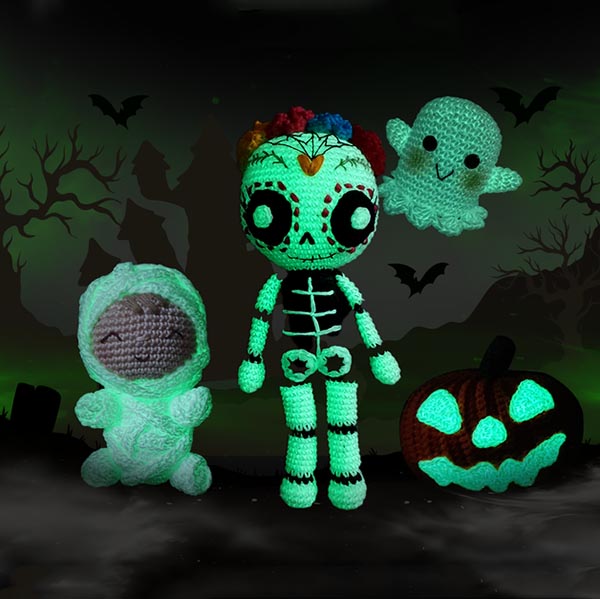 Amigurumi Glow Yarn - Projects