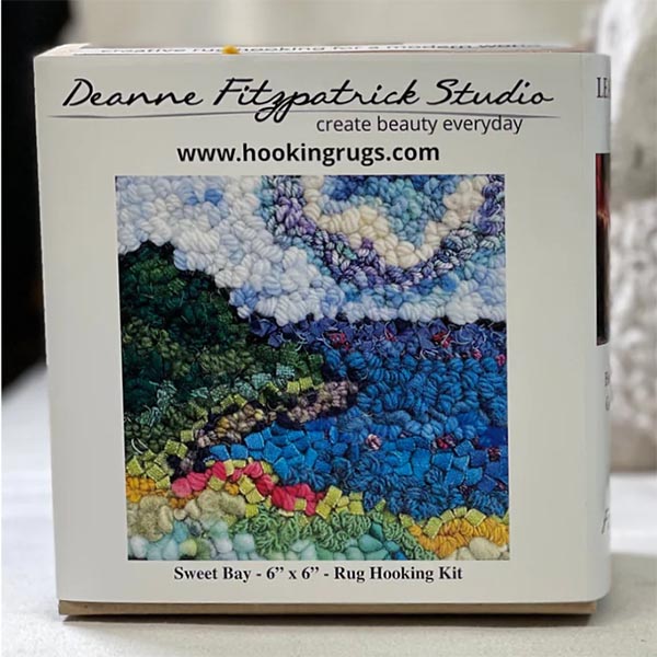 Beginner Rug Hooking Kit - Sweet Bay - Package