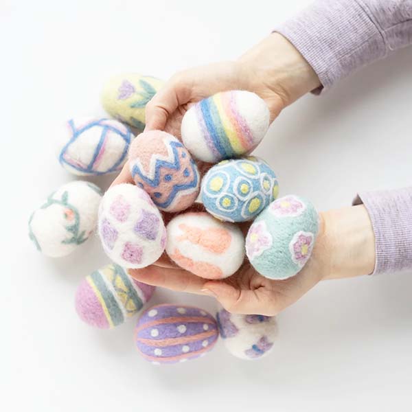 Sculpting with Wool Needle Felting Kit - Easter Egg Party - 676753027276