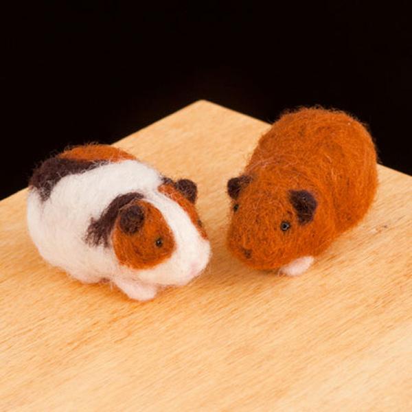 WoolPets Needle Felting Kit - Guinea Pigs - 907170010351