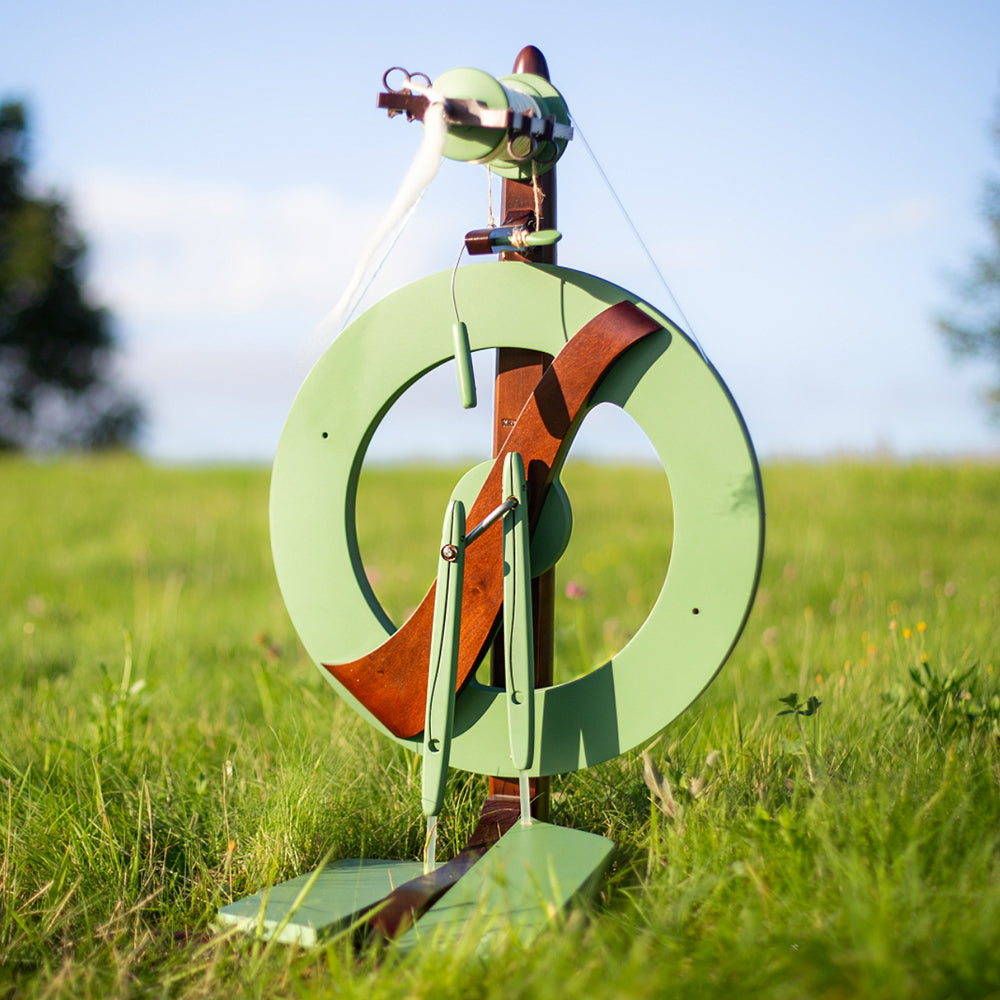 Kromski Fantasia Spinning Wheel - Limited Edition Meadow Green