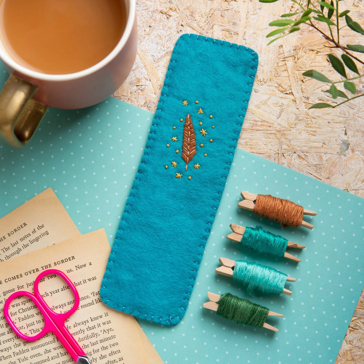 Owl Bookmark Felt Craft Kit - The Woolery