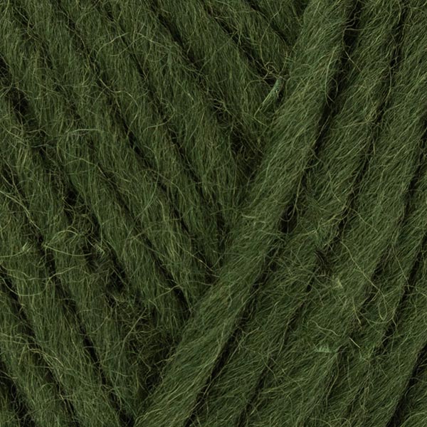 RETREAT Chunky Roving Yarn