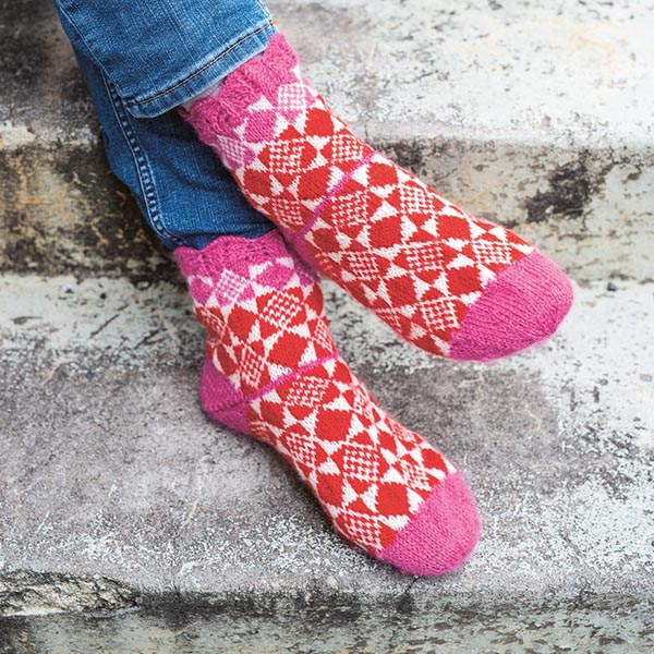 Nina's Favorite Mittens and Socks from Around Norway - E