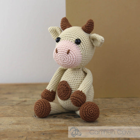 Hardicraft DIY Crochet Kit - Carmen Cow