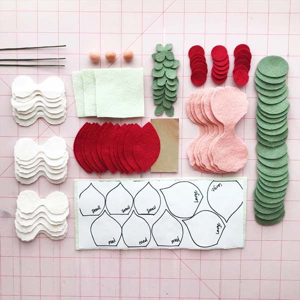 Felt Flower Craft Kit - Holly Jolly Poinsettia - Contents
