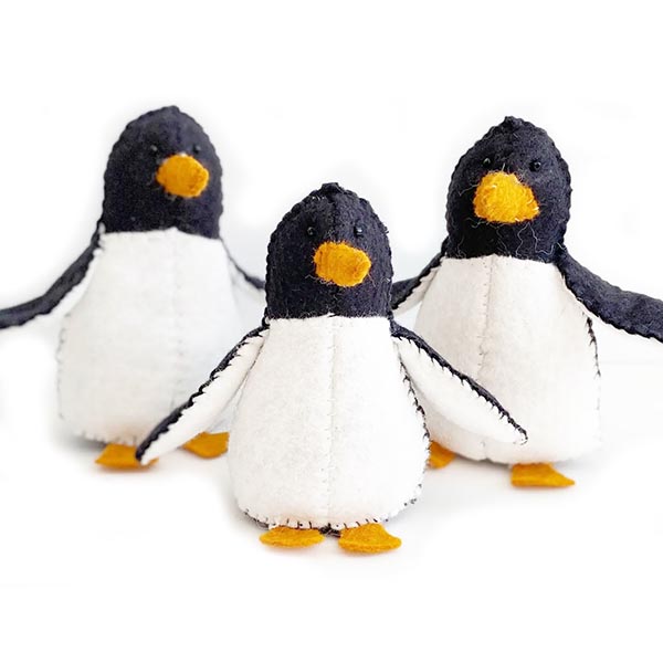 Jennifer Heynen Felt Sewing Kit - Adelie Penguins