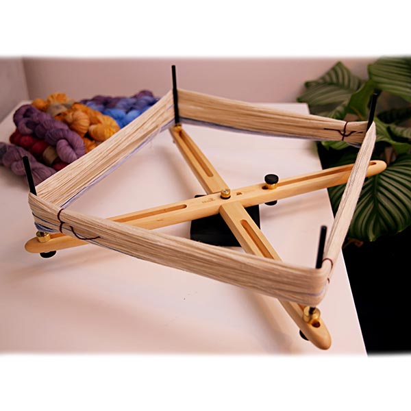 Kromski Vivo Skein Winder - Lifestyle