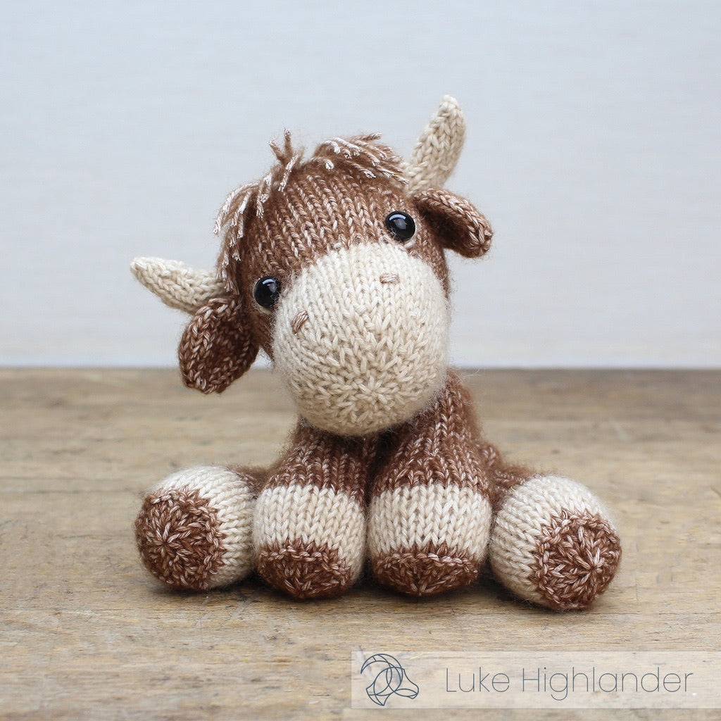 Hardicraft DIY Knitting Kit - Luke Highlander