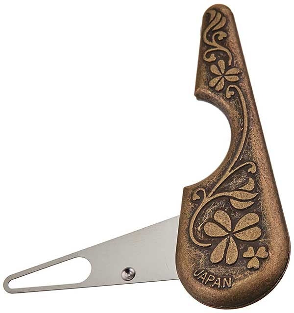 Old Threader Antique Yarn Threader | The Woolery
