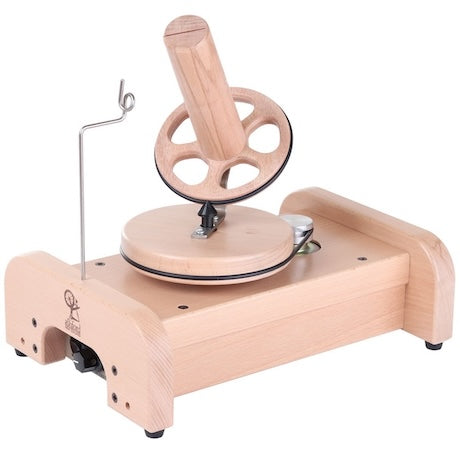 Ashford e-Ball Winder 電動毛糸玉巻き機 Ashford e-Ball Winder | The Woolery