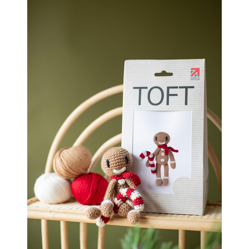 編みぐるみ TOFT Crochet Kit - Gingerbread Man | The Woolery
