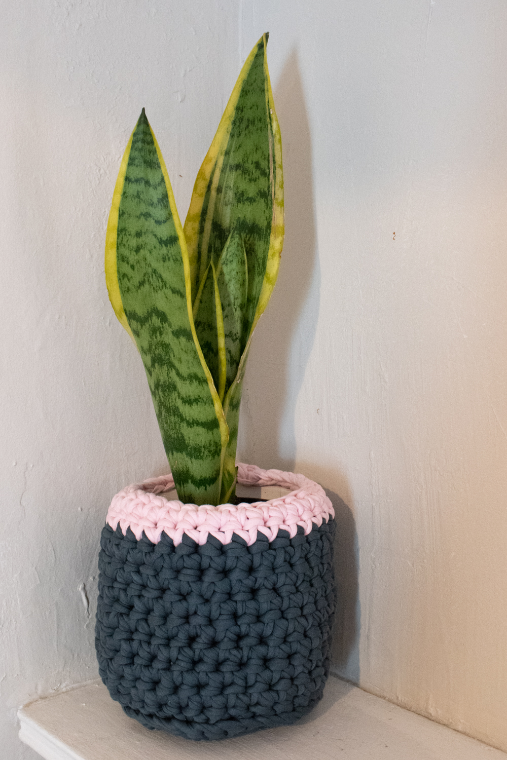 You need one of these chunky knitted plant pot baskets right now