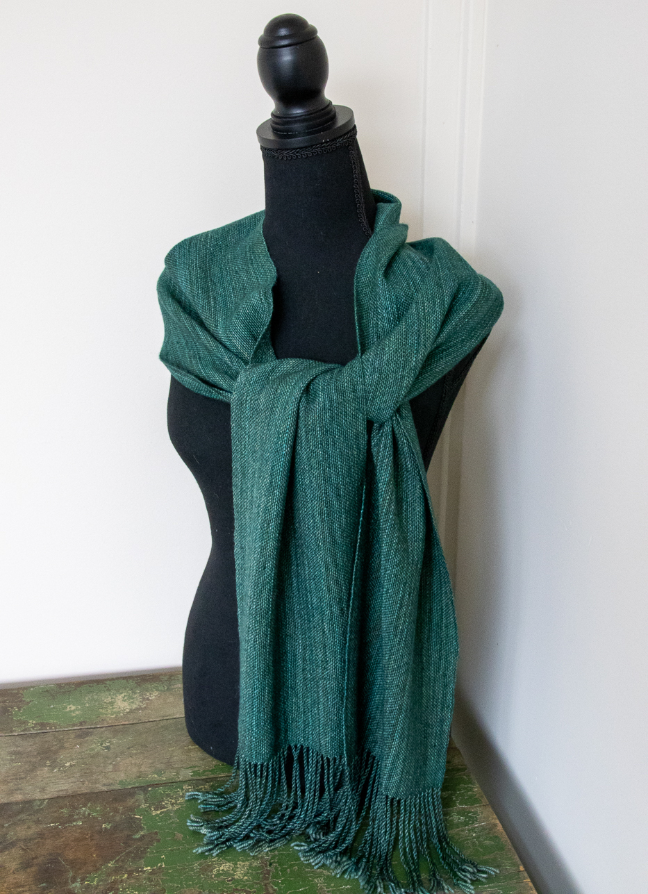 KNITTED RABBIT FUR SCARF – Vncy's Boutique