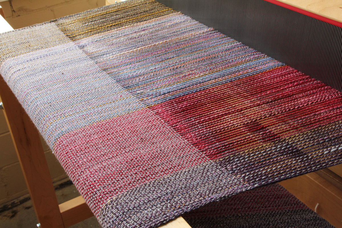 Friendly Loom – Spun