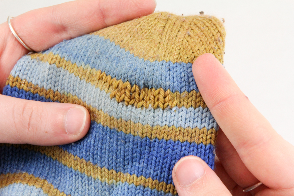 How To Darn Socks 3 Ways The Woolery